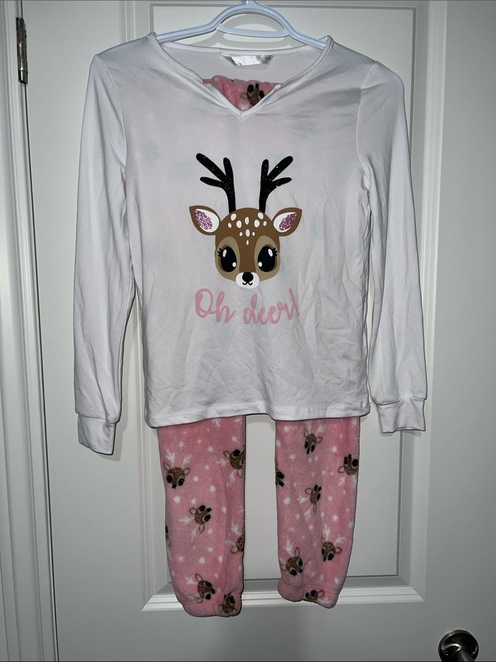 Girls White & Pink Deer-Print Pajama Set - Cozy Two-Piece Sleepwear